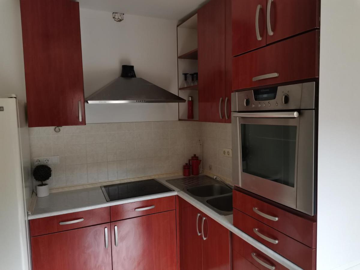 Diana Rooms And Apartment Сплит Екстериор снимка