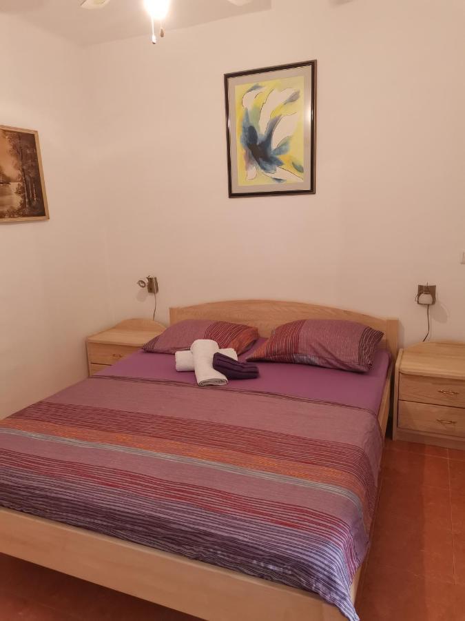 Diana Rooms And Apartment Сплит Екстериор снимка